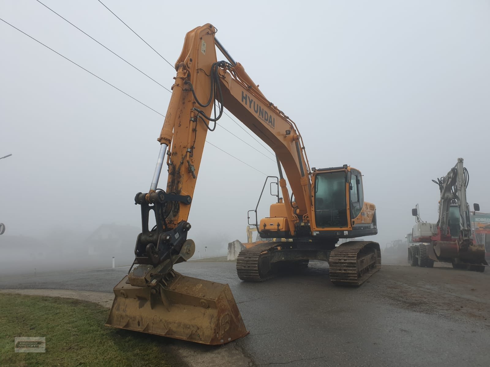 Kettenbagger van het type Hyundai R 220 LC-9A, Gebrauchtmaschine in Deutsch - Goritz (Foto 3)