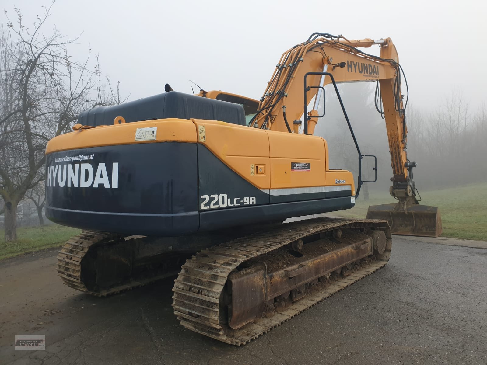 Kettenbagger van het type Hyundai R 220 LC-9A, Gebrauchtmaschine in Deutsch - Goritz (Foto 8)