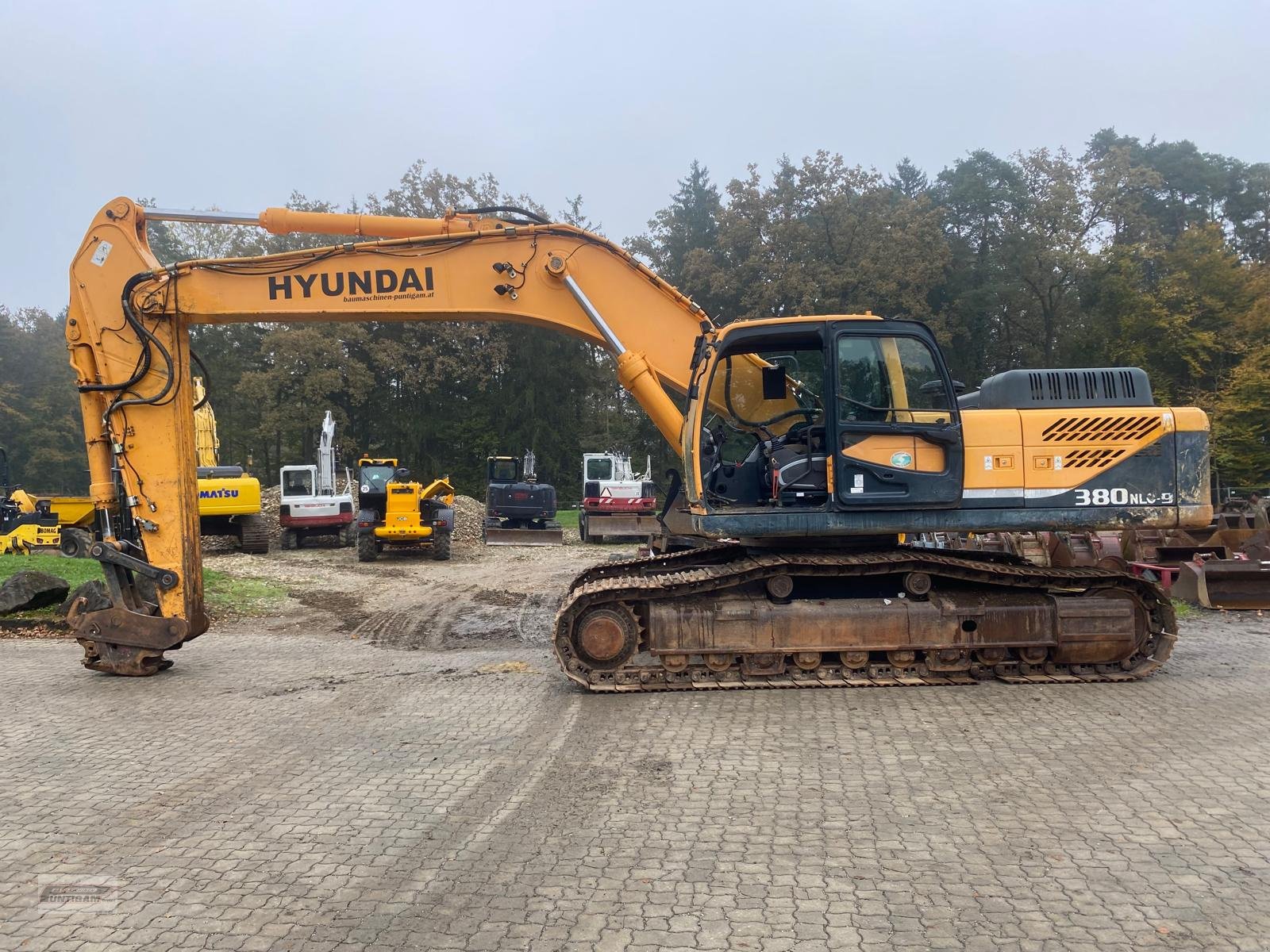 Kettenbagger van het type Hyundai R 380 NLC-9, Gebrauchtmaschine in Deutsch - Goritz (Foto 1)