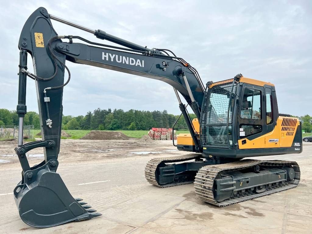 Kettenbagger of the type Hyundai R140L - New / Unused / 2024 Model, Gebrauchtmaschine in Veldhoven (Picture 2)