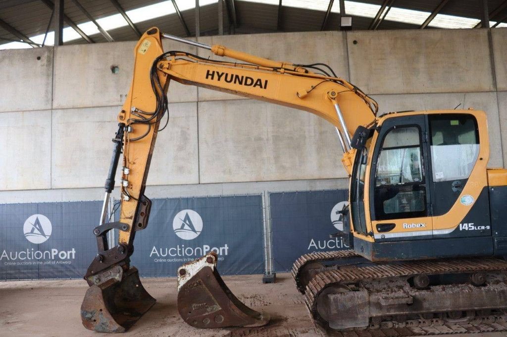 Kettenbagger del tipo Hyundai R145LCR-9, Gebrauchtmaschine In Antwerpen (Immagine 10)