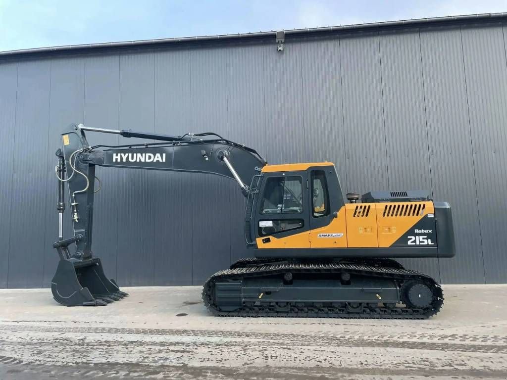 Kettenbagger van het type Hyundai R215L, Neumaschine in Venlo (Foto 5)