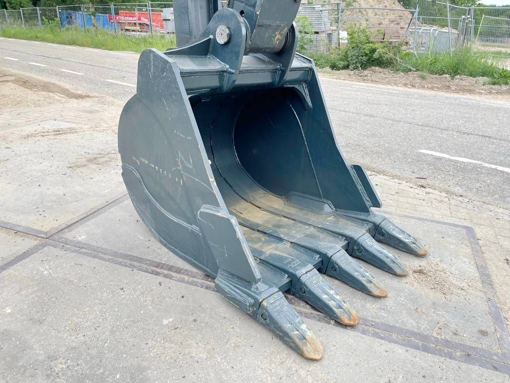 Kettenbagger a típus Hyundai R245LR 16 meter Long Reach, Neumaschine ekkor: Veldhoven (Kép 11)