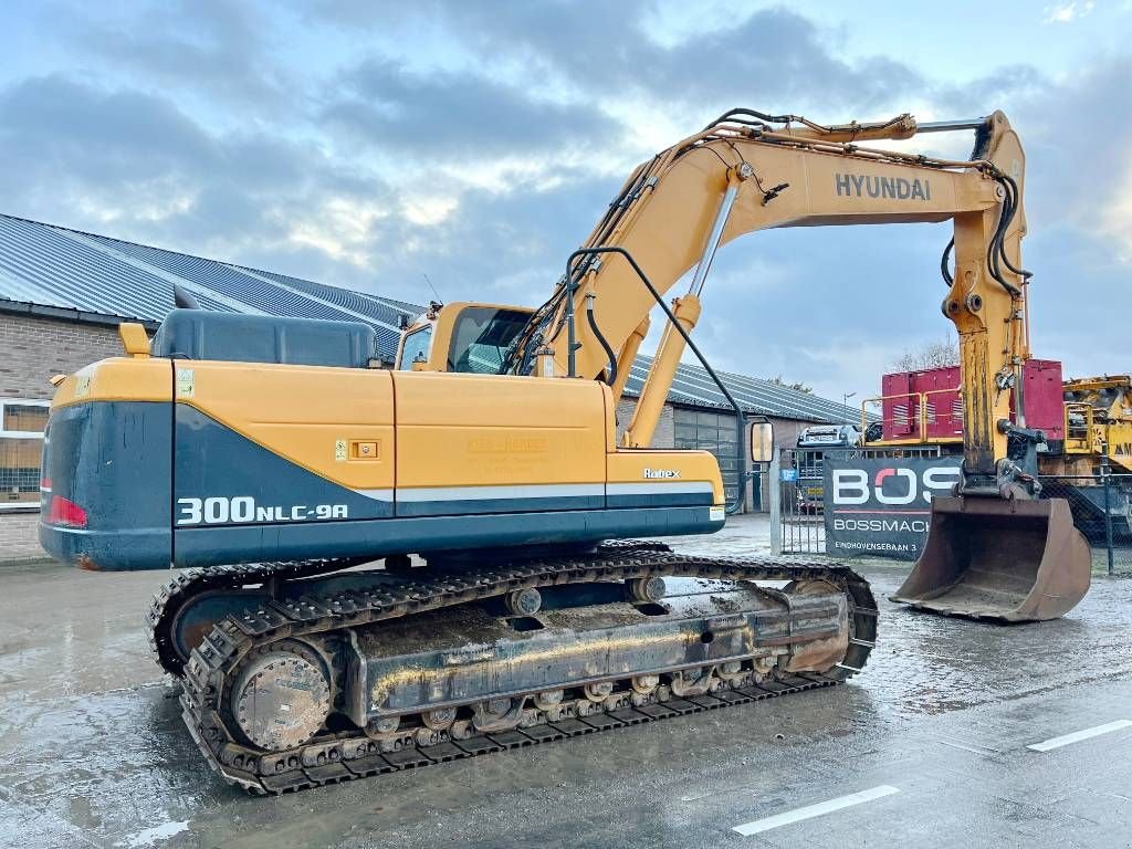 Kettenbagger del tipo Hyundai R300 NLC-9A - Hammer Lines / Cummins Engine, Gebrauchtmaschine In Veldhoven (Immagine 5)