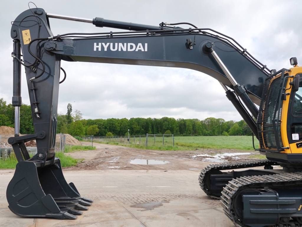 Kettenbagger typu Hyundai R340 L - New / Unused / Hammer Lines, Gebrauchtmaschine w Veldhoven (Zdjęcie 11)