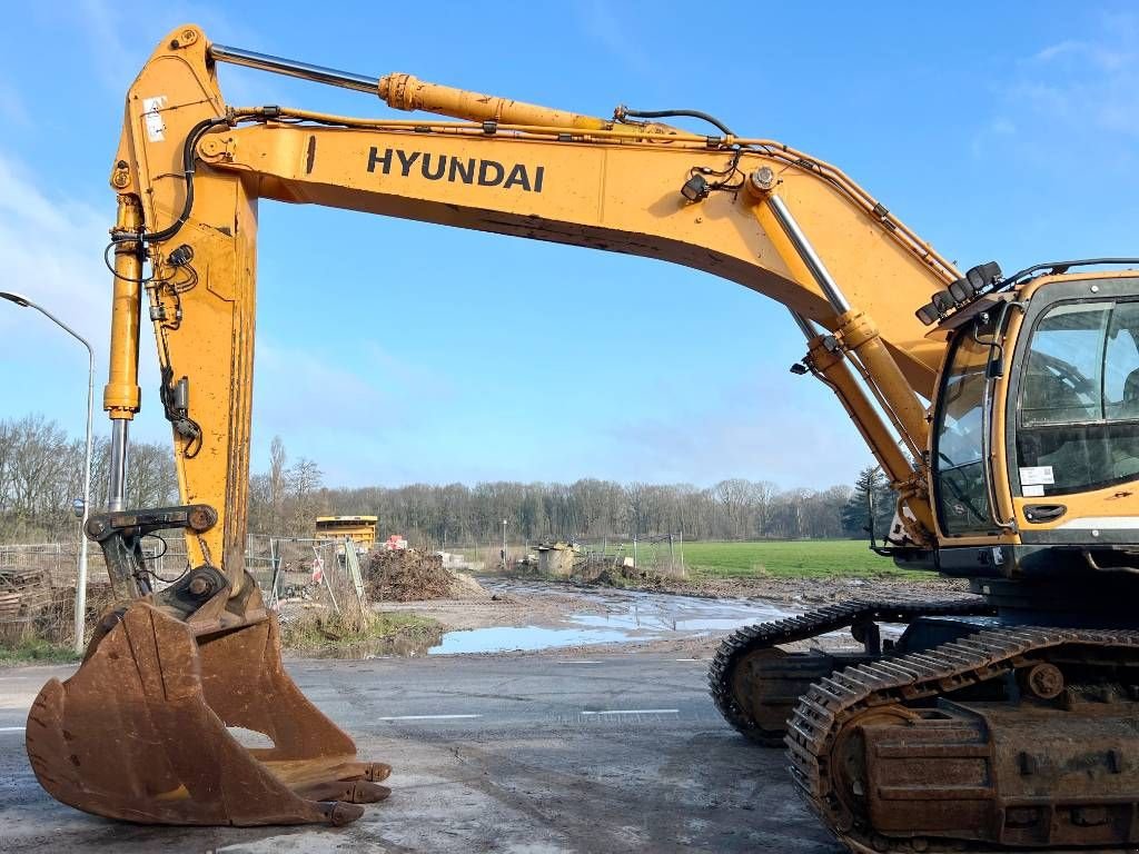 Kettenbagger of the type Hyundai R520LC-9 Good Working Condition / CE, Gebrauchtmaschine in Veldhoven (Picture 10)