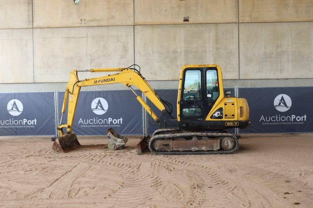 Kettenbagger typu Hyundai R55-7, Gebrauchtmaschine w Antwerpen (Zdjęcie 2)