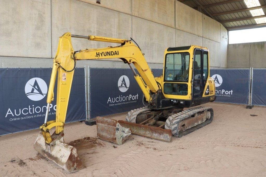 Kettenbagger del tipo Hyundai R55-7, Gebrauchtmaschine In Antwerpen (Immagine 9)