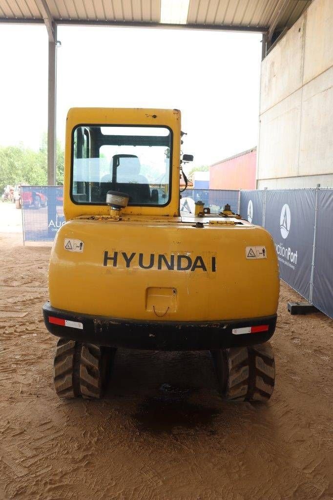 Kettenbagger del tipo Hyundai R55-7, Gebrauchtmaschine en Antwerpen (Imagen 4)