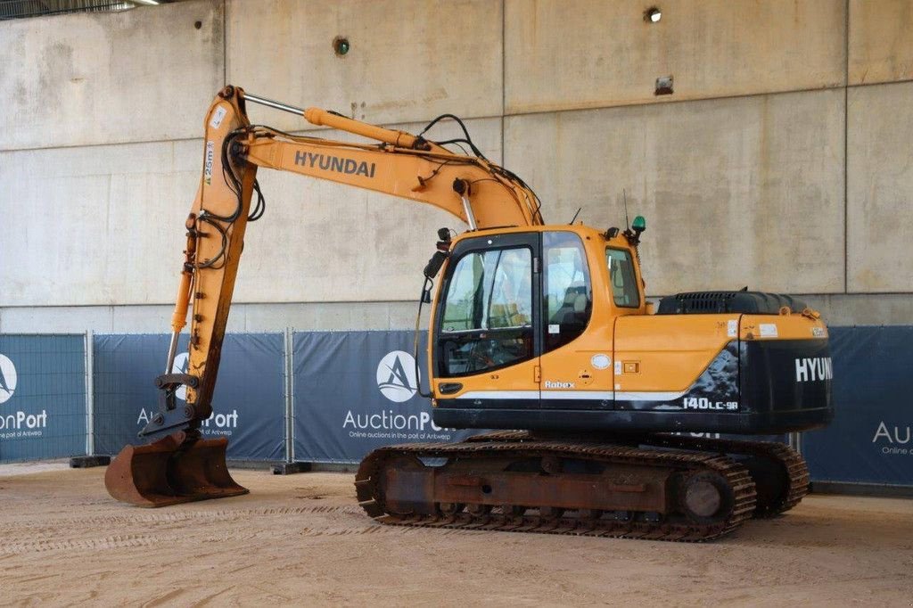 Kettenbagger Türe ait Hyundai Robex 140LC-9A, Gebrauchtmaschine içinde Antwerpen (resim 3)