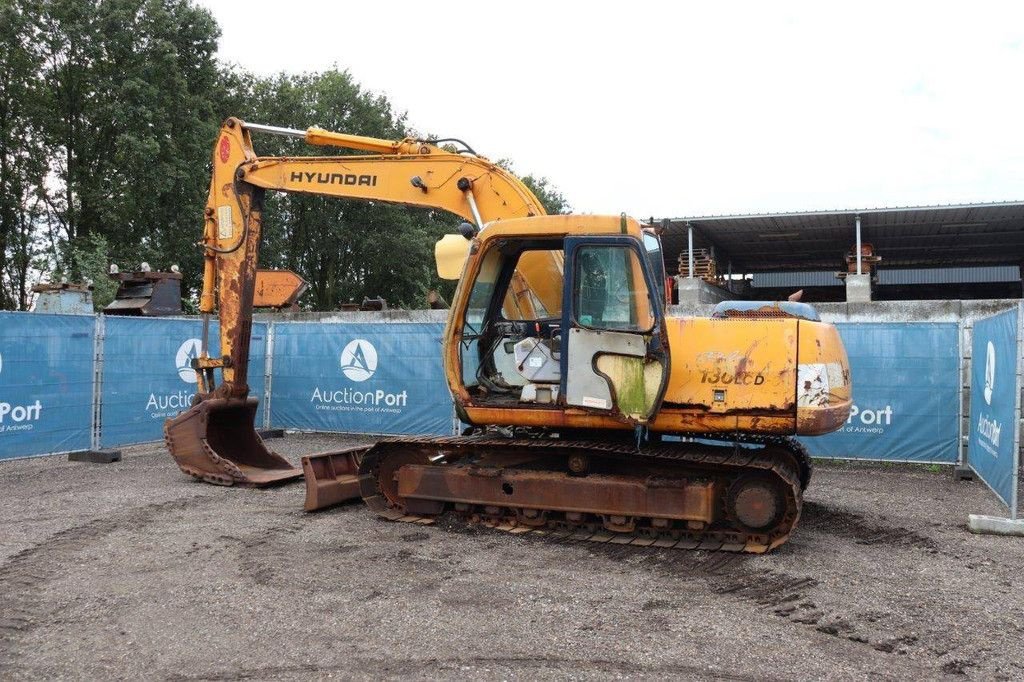 Kettenbagger of the type Hyundai Robex1300L-oD3, Gebrauchtmaschine in Antwerpen (Picture 3)