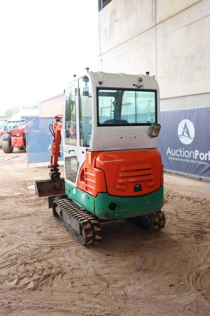 Kettenbagger of the type Hyundai ROBEX16-9, Gebrauchtmaschine in Antwerpen (Picture 4)