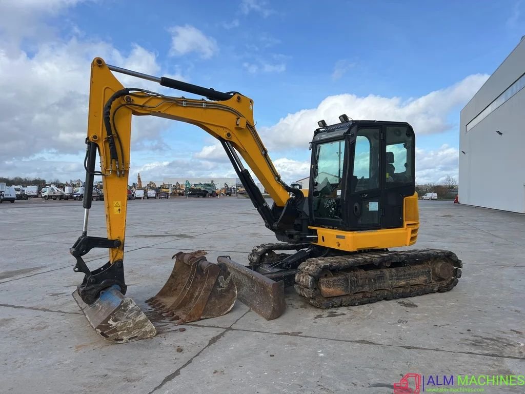 Kettenbagger des Typs JCB 85Z-1, Gebrauchtmaschine in LAARNE (Bild 3)