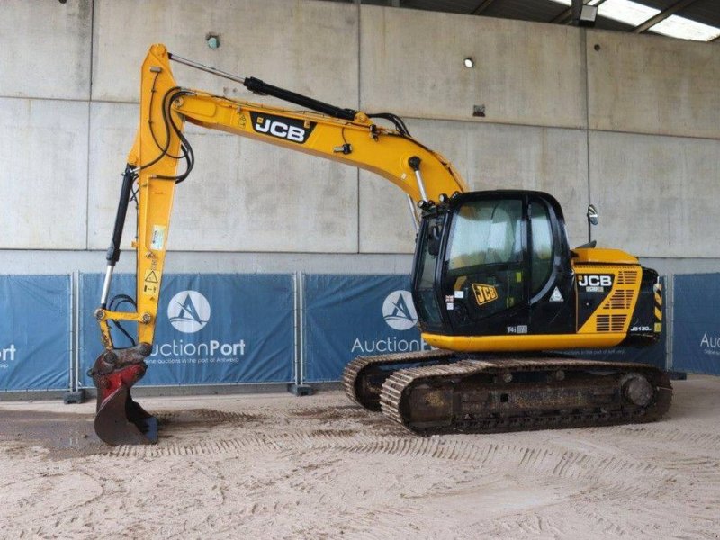 Kettenbagger del tipo JCB JS130LC, Gebrauchtmaschine en Antwerpen (Imagen 1)