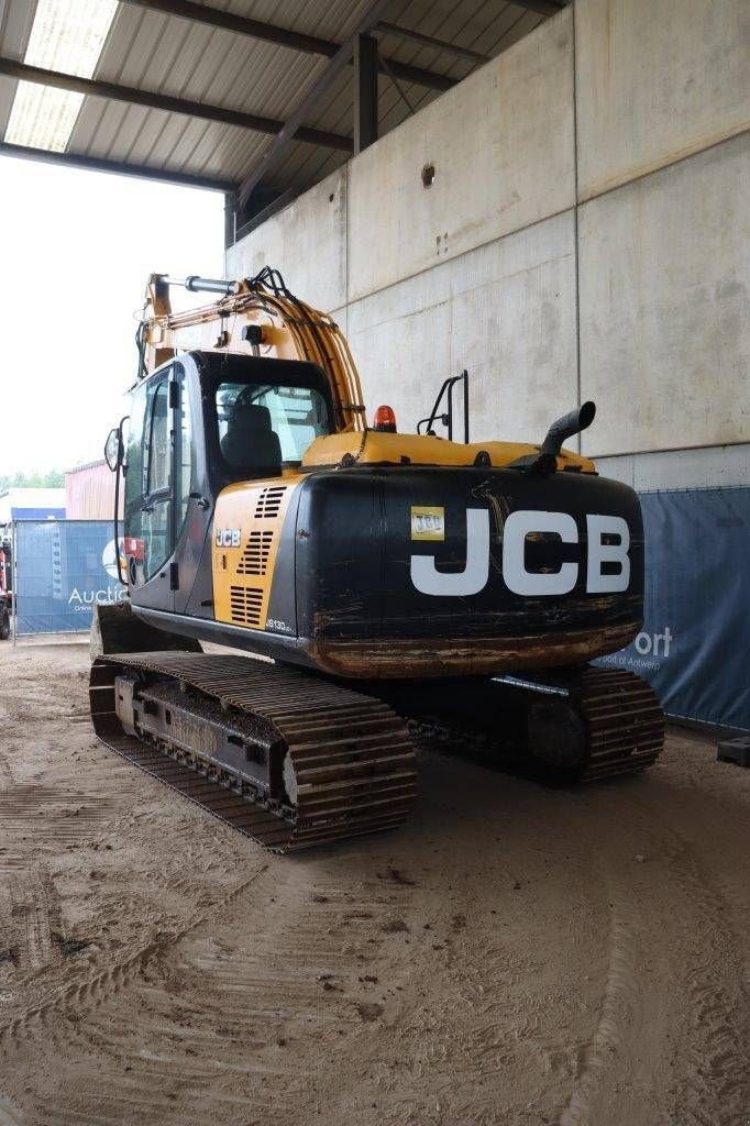 Kettenbagger a típus JCB JS130LC, Gebrauchtmaschine ekkor: Antwerpen (Kép 4)