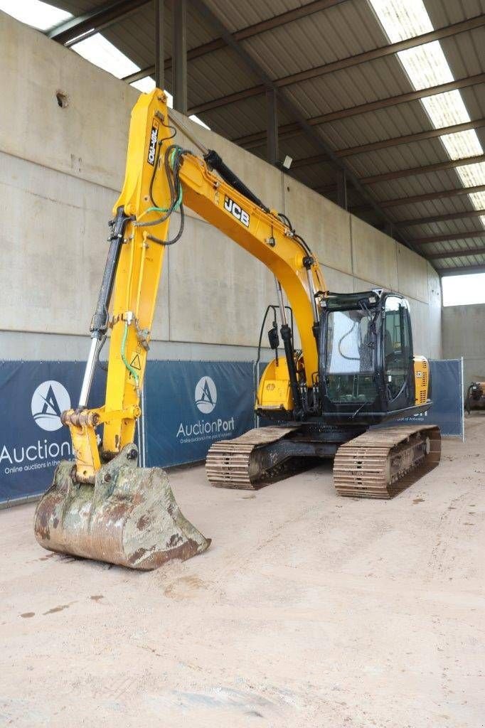 Kettenbagger du type JCB JS130LC, Gebrauchtmaschine en Antwerpen (Photo 10)