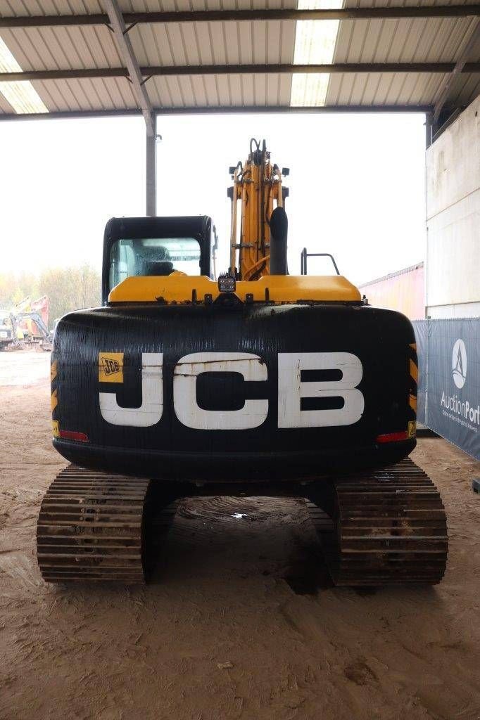 Kettenbagger типа JCB JS130LC, Gebrauchtmaschine в Antwerpen (Фотография 4)