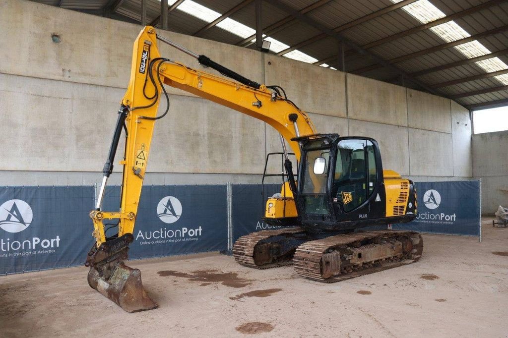 Kettenbagger типа JCB JS130LC, Gebrauchtmaschine в Antwerpen (Фотография 9)