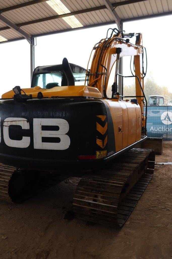 Kettenbagger типа JCB JS130LC, Gebrauchtmaschine в Antwerpen (Фотография 5)