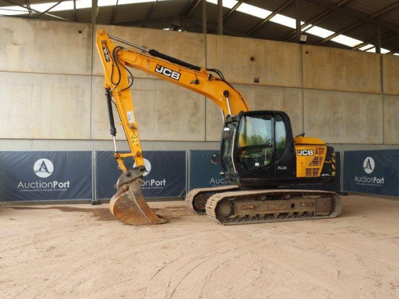 Kettenbagger typu JCB JS131 LC+, Gebrauchtmaschine v Antwerpen (Obrázek 1)