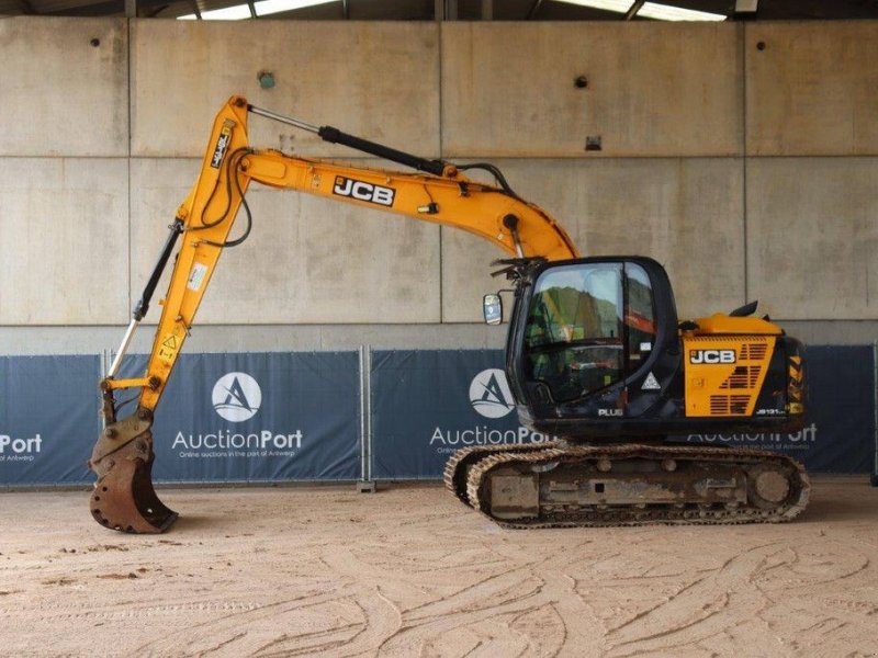 Kettenbagger del tipo JCB JS131LC, Gebrauchtmaschine en Antwerpen (Imagen 1)