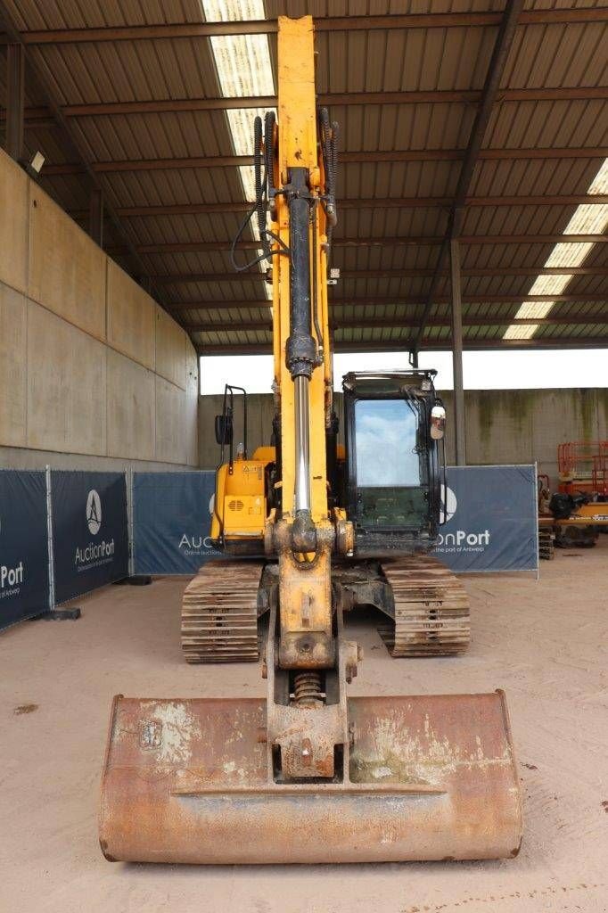 Kettenbagger des Typs JCB JS131LC, Gebrauchtmaschine in Antwerpen (Bild 10)