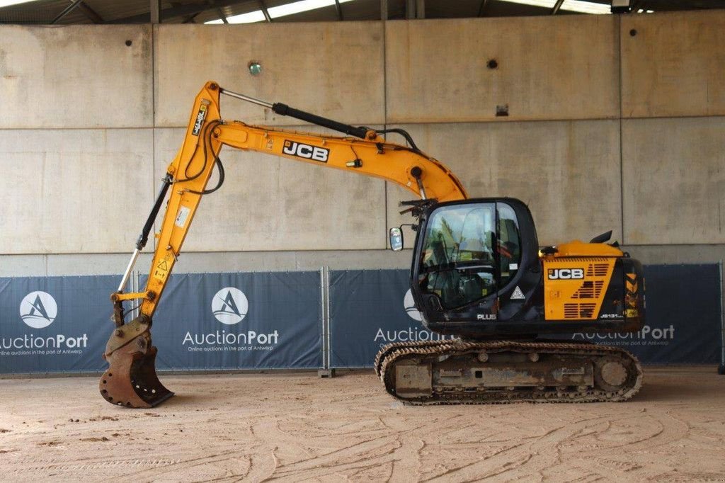 Kettenbagger del tipo JCB JS131LC, Gebrauchtmaschine en Antwerpen (Imagen 2)