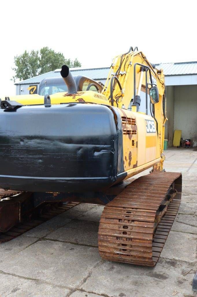 Kettenbagger van het type JCB JS200LCT4i, Gebrauchtmaschine in Antwerpen (Foto 5)