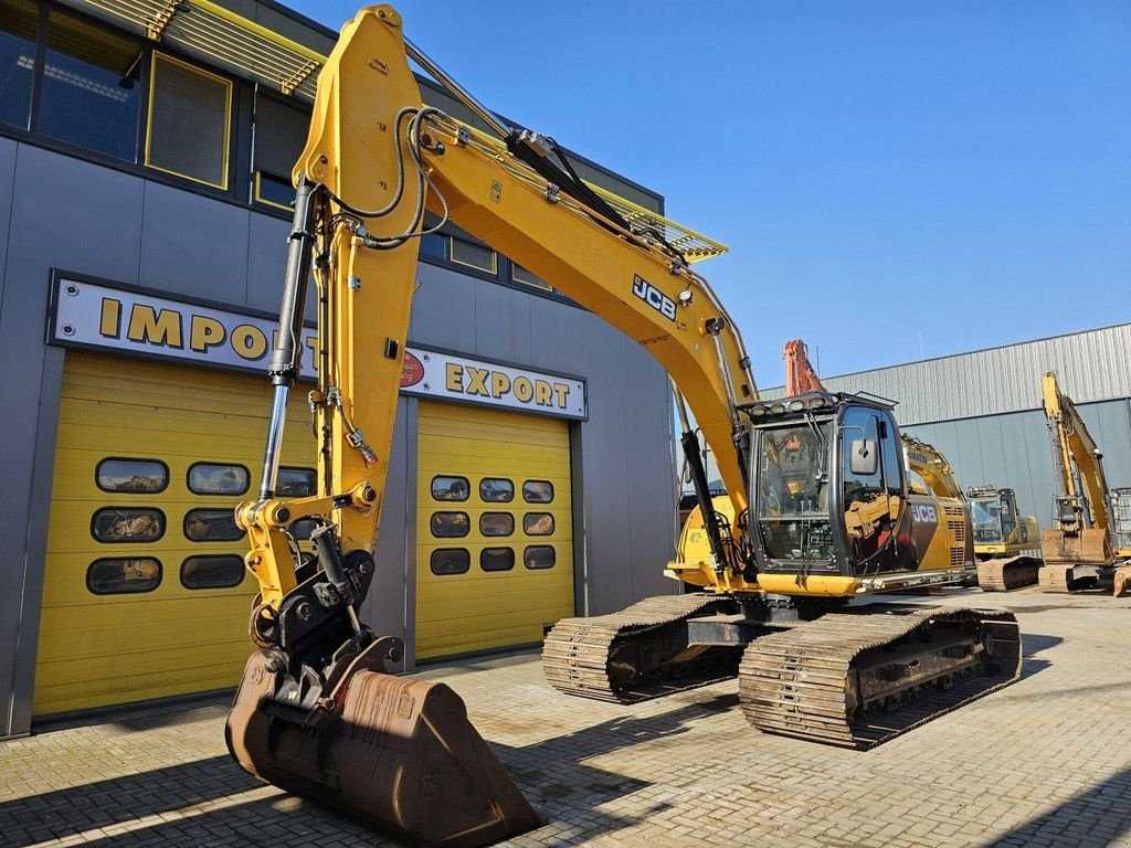 Kettenbagger Türe ait JCB JS220 LC, Gebrauchtmaschine içinde Krabbendijke (resim 2)