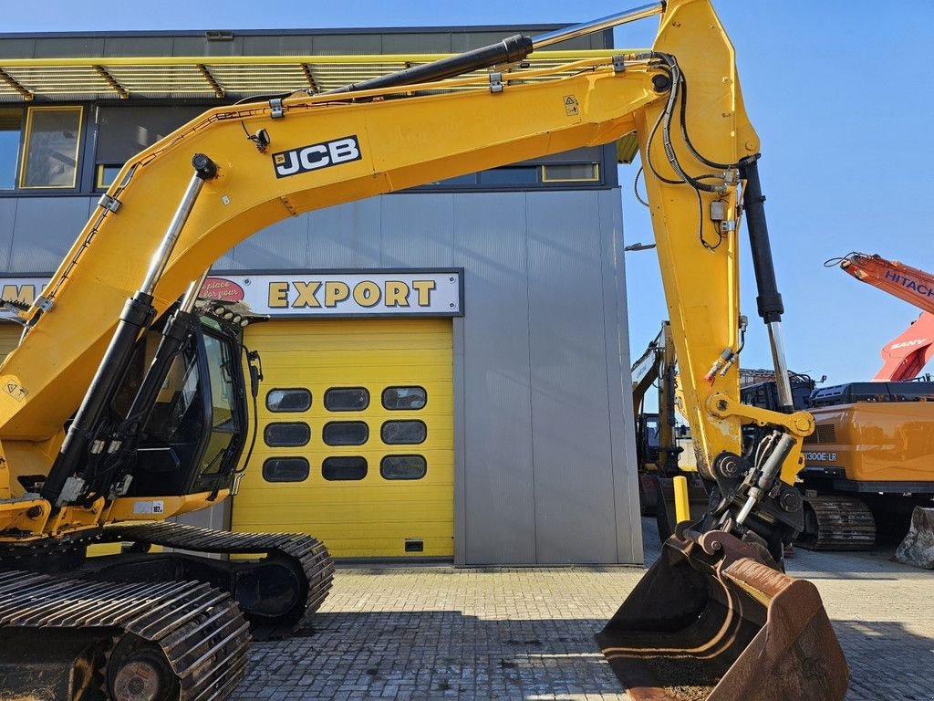 Kettenbagger от тип JCB JS220 LC, Gebrauchtmaschine в Krabbendijke (Снимка 10)