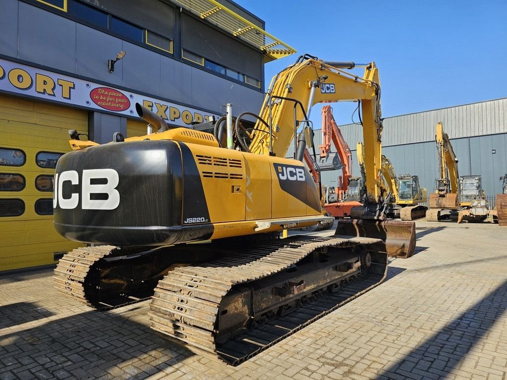 Kettenbagger del tipo JCB JS220 LC, Gebrauchtmaschine en Krabbendijke (Imagen 5)