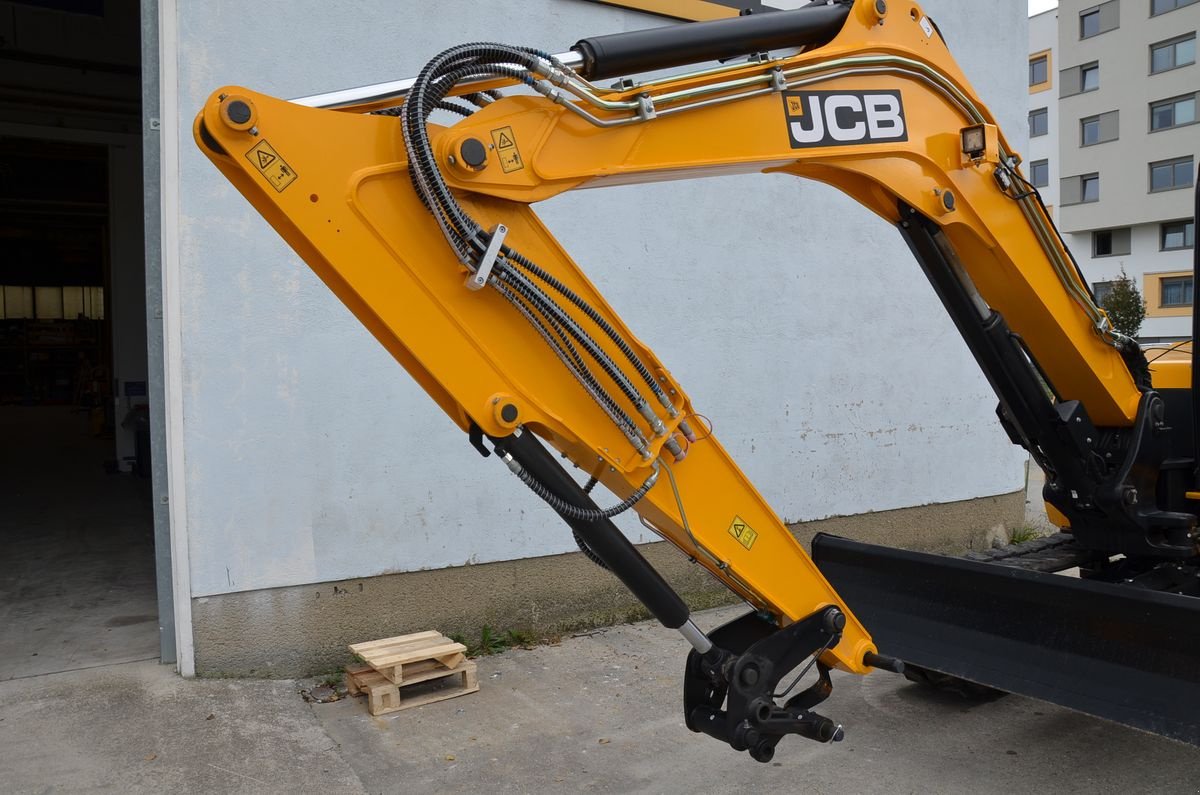 Kettenbagger du type JCB Sonstiges, Gebrauchtmaschine en Wien (Photo 5)