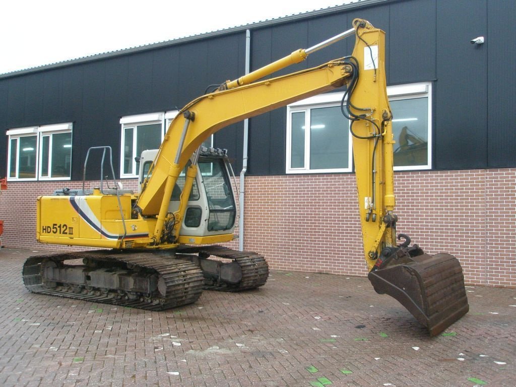 Kettenbagger des Typs Kato HD512-3, Gebrauchtmaschine in Barneveld (Bild 3)