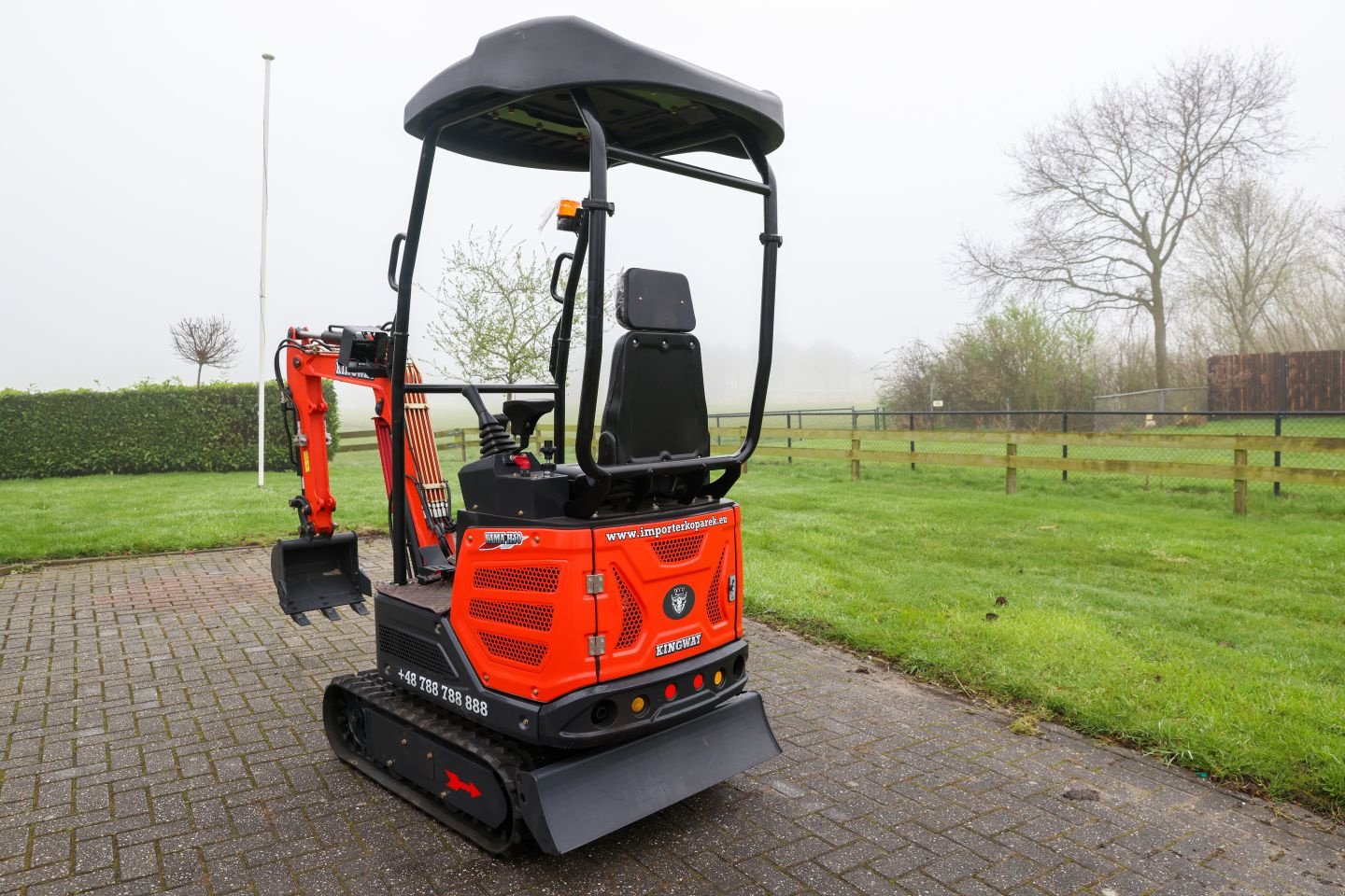 Kettenbagger van het type Kingway Yama H10, Neumaschine in Hollandscheveld (Foto 2)