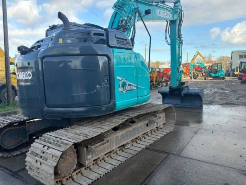 Kettenbagger del tipo Kobelco SK 140 SR LC, Gebrauchtmaschine en MOL (Imagen 4)