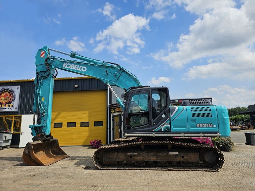 Kettenbagger of the type Kobelco SK210LC-10 O, Gebrauchtmaschine in Krabbendijke (Picture 1)