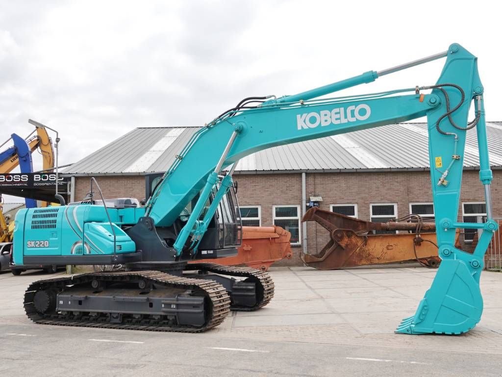 Kettenbagger van het type Kobelco SK220-10 - New / Unused / Hammer Lines / HINO, Neumaschine in Veldhoven (Foto 7)