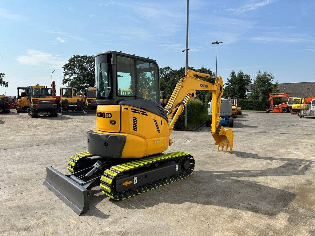 Kettenbagger typu Kobelco SK35SR-6, Gebrauchtmaschine v Antwerpen (Obrázek 4)