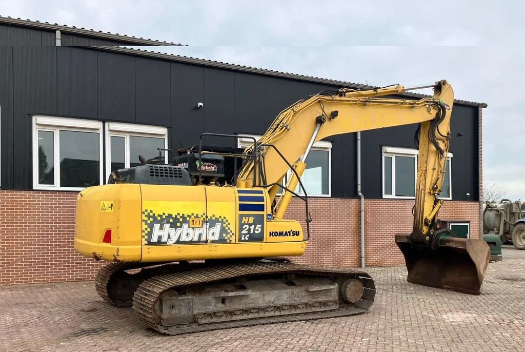 Kettenbagger tip Komatsu HB215LC-2, Gebrauchtmaschine in Barneveld (Poză 3)