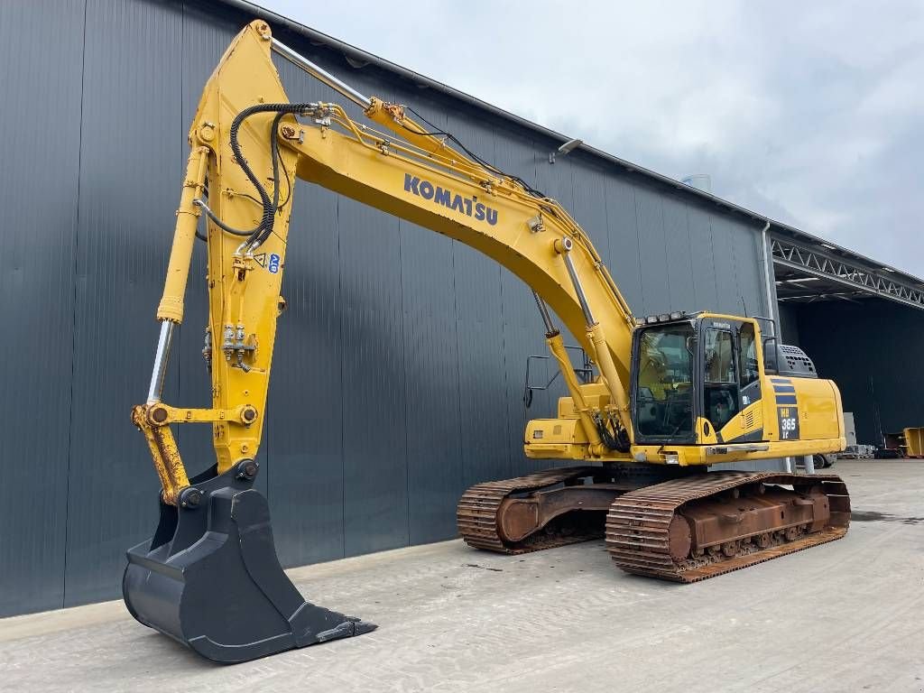 Kettenbagger van het type Komatsu HB365LC-3, Gebrauchtmaschine in Venlo (Foto 5)