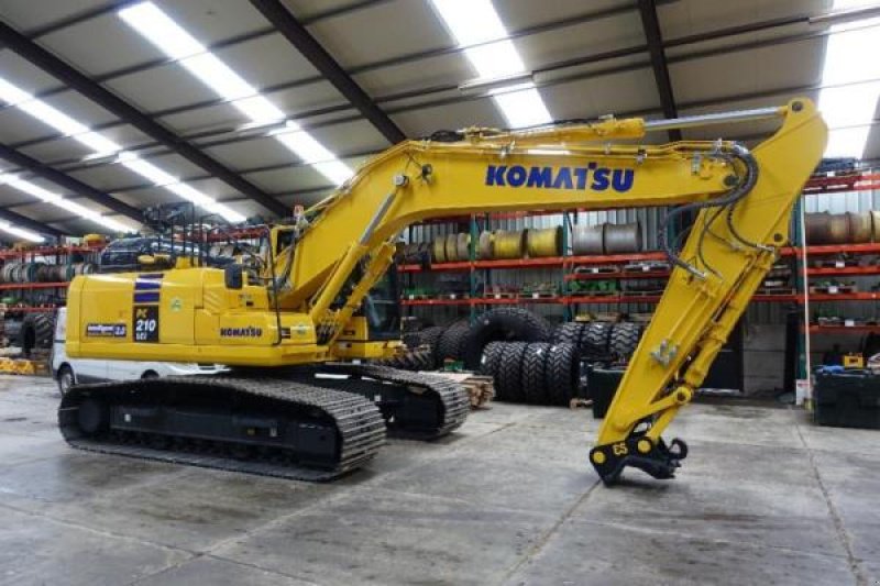 Kettenbagger du type Komatsu PC 210 LCI-11 EO  Intelligent, Gebrauchtmaschine en Sorée (Photo 2)