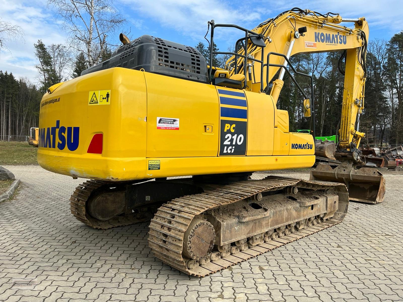 Kettenbagger van het type Komatsu PC 210 LCI-11, Gebrauchtmaschine in Deutsch - Goritz (Foto 8)