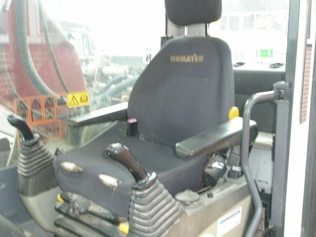 Kettenbagger a típus Komatsu PC 210LC-8, Gebrauchtmaschine ekkor: Barneveld (Kép 7)