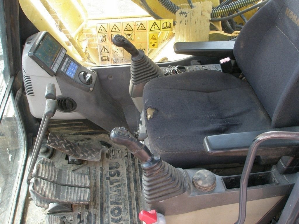 Kettenbagger του τύπου Komatsu PC 210LC-8, Gebrauchtmaschine σε Barneveld (Φωτογραφία 8)