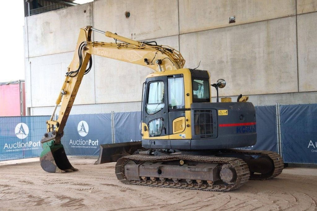 Kettenbagger du type Komatsu PC138US-8, Gebrauchtmaschine en Antwerpen (Photo 4)