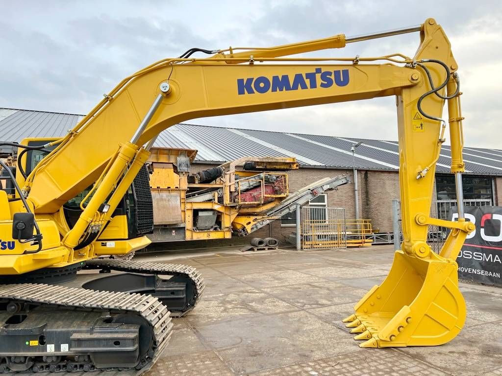 Kettenbagger des Typs Komatsu PC210LC-10M0 New / Unused / Hammer Lines, Gebrauchtmaschine in Veldhoven (Bild 11)