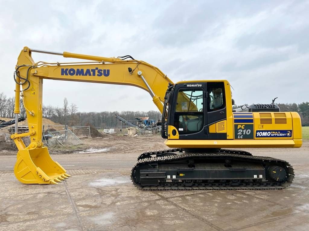 Kettenbagger a típus Komatsu PC210LC-10M0 New / Unused / Hammer Lines, Gebrauchtmaschine ekkor: Veldhoven (Kép 1)