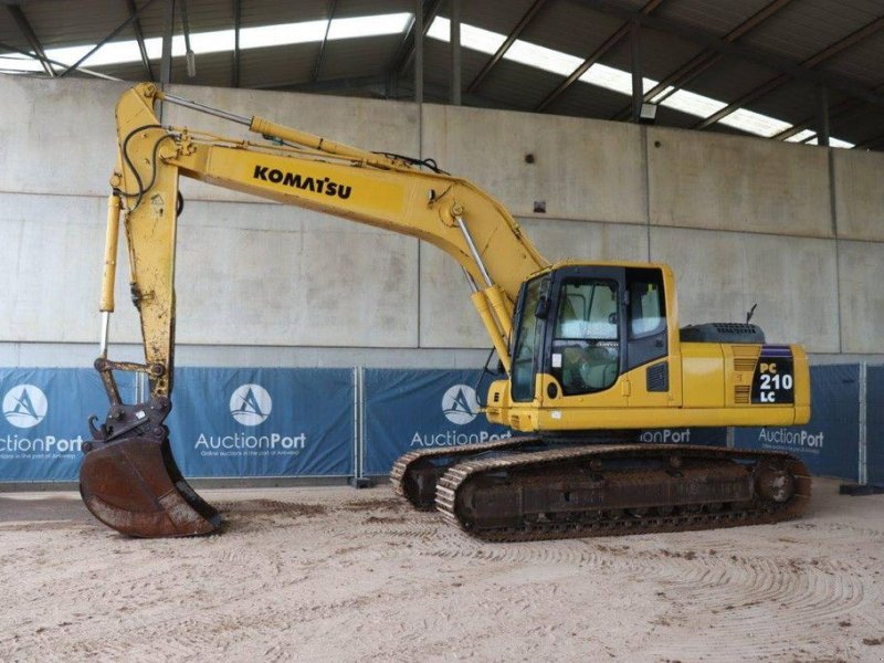 Kettenbagger del tipo Komatsu PC210LC-8, Gebrauchtmaschine en Antwerpen (Imagen 1)