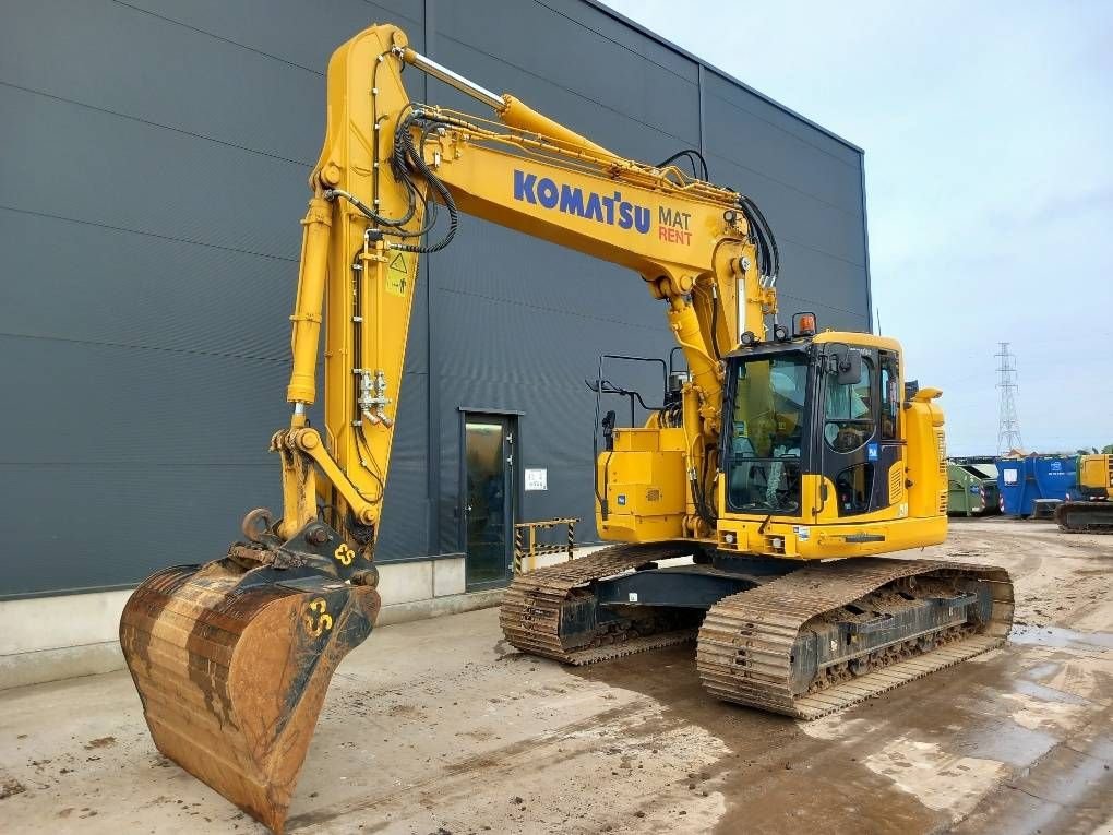 Kettenbagger van het type Komatsu PC228USLC-11E0, Gebrauchtmaschine in Overijse (Foto 3)