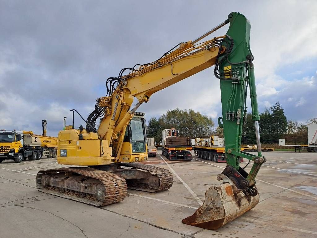 Kettenbagger van het type Komatsu PC228USLC-8, Gebrauchtmaschine in Stabroek (Foto 7)